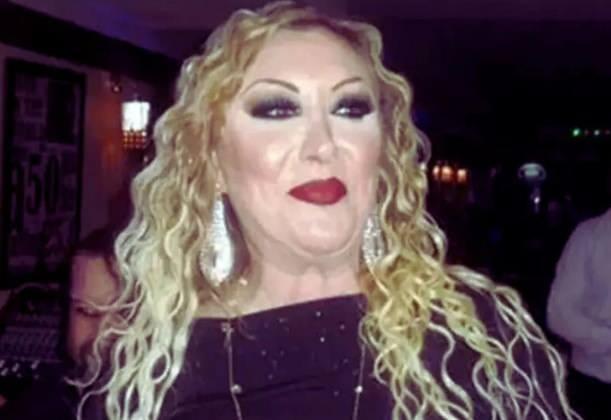 <p>Güllü’nün ölümü sonrası basına yansıyan şoke eden iddialar peş peşe gelirken, son olarak sanatçının son isteği de ortaya çıktı. </p>
