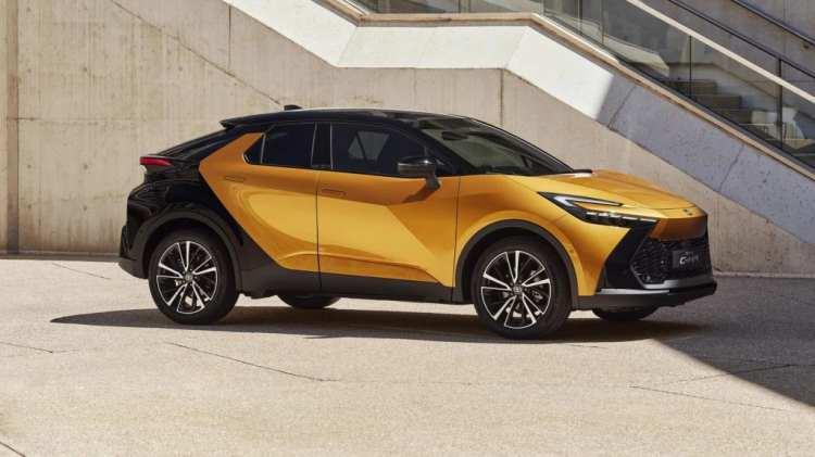 <p>Toyota C-HR</p>
