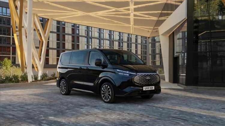 <p>Ford Tourneo Custom</p>
