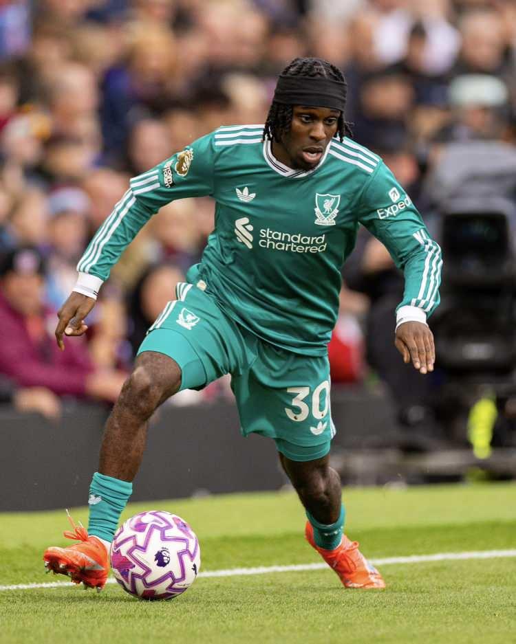 <p>Sağ bek: Frimpong</p>
