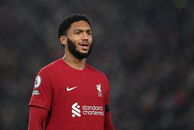 <p>Stoper: Joe Gomez</p>
