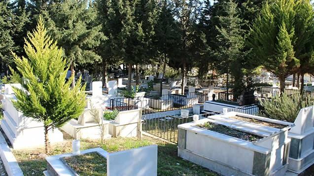 <p>Kurt, yaşadığını ispatlamak için önce Yunak Cumhuriyet Başsavcılığı’na, ardından da ikamet ettiği Ilgın ilçesinde Cumhuriyet Başsavcılığı’na müracaat etti.</p>
