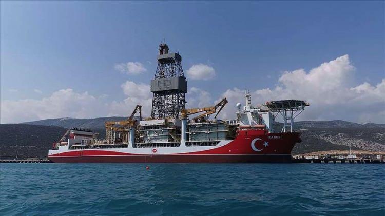 <p><span style="color:#B22222"><strong>TÜRKİYE, YENİ GEMİLERLE DÜNYADAKİ EN BÜYÜK 4. ENERJİ FİLOSUNA SAHİP OLACAK</strong></span></p>

<p> </p>
