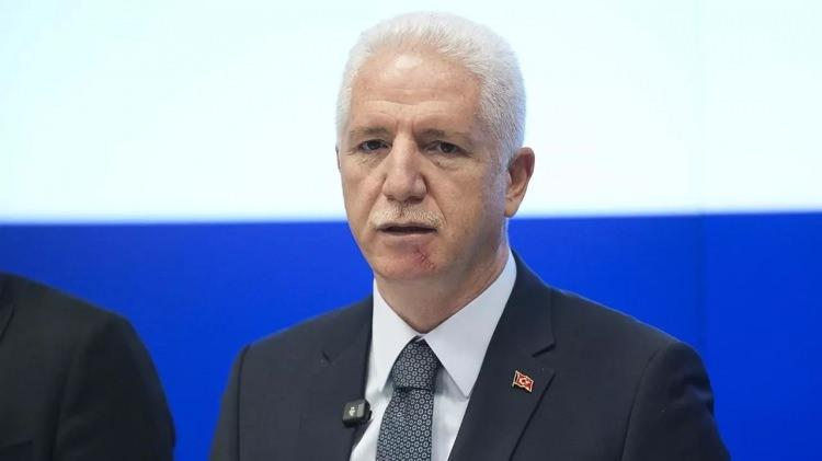 <p><strong>VALİ GÜL: 17 KİŞİ YARALANDI</strong></p>

<p> </p>

<p> </p>

<p>İstanbul Valiliği, depremin ardından 4 bina ile ilgili hasar ihbarı alındığını açıkladı. Vali Davut Gül de deprem sırasında 17 kişinin panik nedeni ile yaralandığını söyledi ve “Tespit edilen bir yıkım olayıyla karşılaşmadık” dedi. </p>
