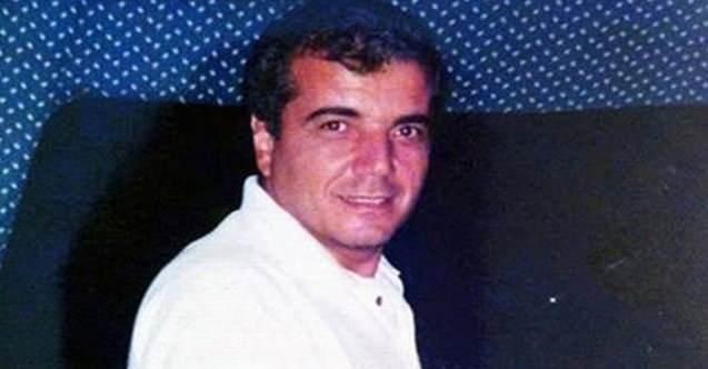 <p><strong>1996 yılında gerçekleşen Susuzluk kazasında yaşamını yitiren Abdullah Çatlı'nın yaşamı, beyaz perdeye taşınıyor. "Çatlı" ismini taşıyacak olan yapımın yönetmen koltuğunda Deniz Enyüksek otururken yapımcılığını ise Seyfi Şahin üstleniyor.</strong></p>
