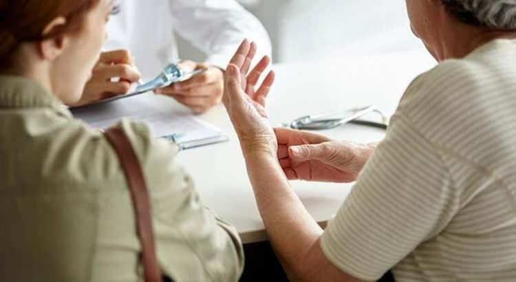 <p><strong>Bu durumu "klinik olarak önemli bir fark" olarak belirleyen araştırmacılar, özellikle kadınlar ve anksiyete ile mücadele eden kişilerde farkın daha gözle görülür olduğunu tespit etti.</strong></p>
