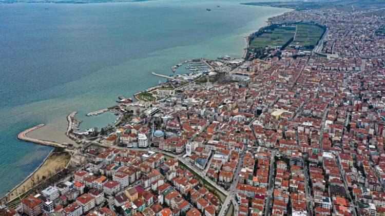 <p><span style="color:#B22222"><strong>Yalova:</strong></span></p>

<p>&nbsp;</p>

<p>Fatih Caddesi&nbsp;</p>

<p>&nbsp;</p>
