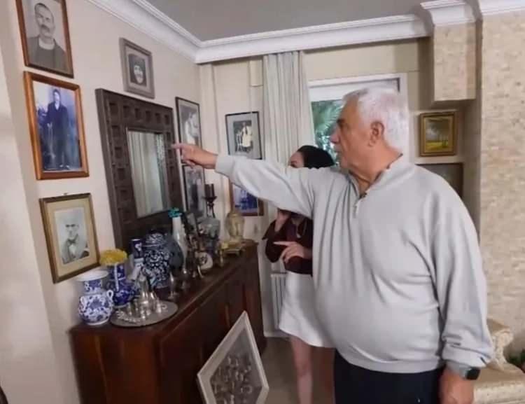 <p>Ergün, evinin birçok alanında da hatıralarına yer vermiş. Aile büyüklerine ait fotoğraflarla kendi köşelerini yapmış.</p>