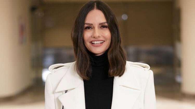 <p>Yasemin Ergene, eşi İzzet Özilhan ile boşandıktan sonra hemen ev değiştirip yeni hayatına başlangıç yaptı. </p>
