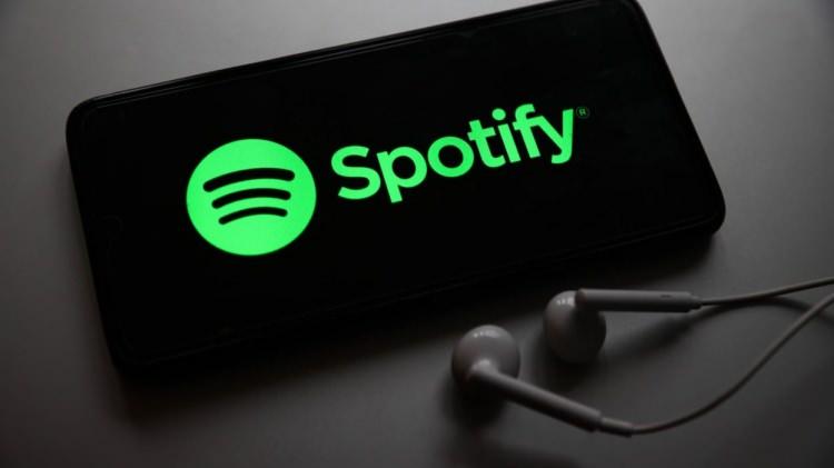 <p><span style="color:#B22222"><strong>SPOTIFYY</strong></span></p>
