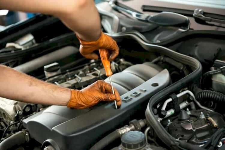 <p>Bu yıl Tesla dahil pek çok marka çeşitli sorunlardan dolayı binlerce otomobilini geri çağırırken, Toyota’da ise yeni bir sorunun tespit edilmesiyle 400.000 araç için geri çağırma duyurusu yapıldı.</p>
