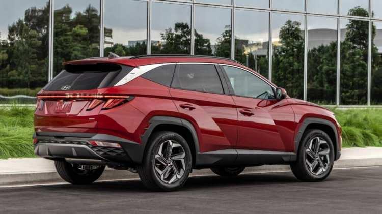 <p><span style="color:#B22222"><strong>Kia Sportage / Hyundai Tucson (2012 - 2015 Jenerasyonu): </strong></span></p>