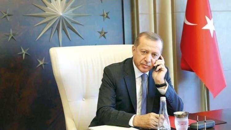 <p>SAAT 17.30: ERDOĞAN’DAN ‘DEVAM’ TALİMATI</p>

<p><br />
Hamas’la yapılan toplantının ardından İbrahim Kalın, Cumhurbaşkanı Erdoğan’ı bir kez daha aradı.<br />
Görüşmelerde gelinen son nokta hakkında bilgi verdi.<br />
Cumhurbaşkanı Erdoğan’ın Kalın’a talimatı şu oldu: <br />
“Çalışmaya devam.”</p>

<p> </p>

