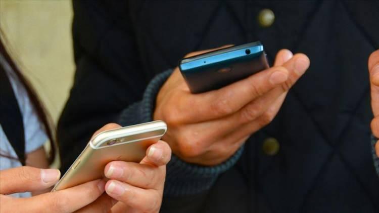 <p>AYM kararında, başvurucu şirkete tanınan 530-539 aralığındaki alan kodlarının 25 yıllığına tekel biçiminde kullanım imtiyazı olarak değerlendirilmesi gerektiğine dikkat çekilmiş, numara taşınabilirliği uygulamasının şirketi mali risklerle karşı karşıya bıraktığı belirtilmişti.</p>

<p> </p>
