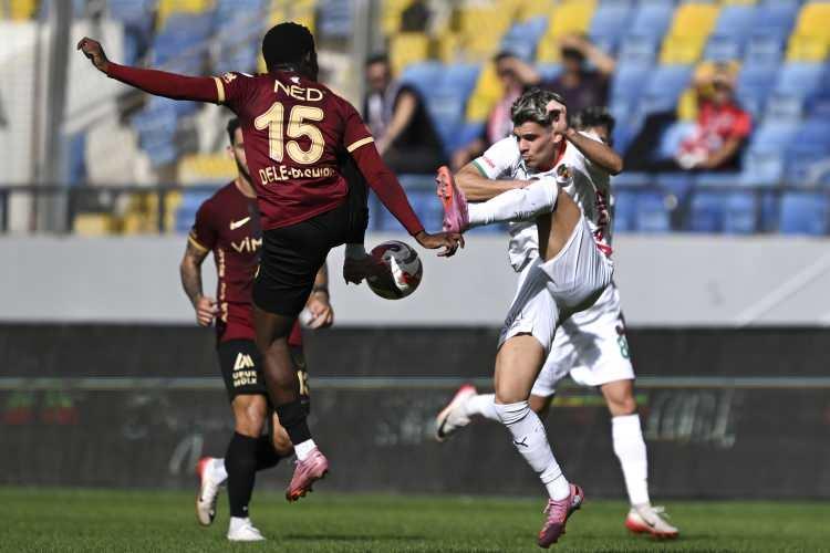 <p>Gençlerbirliği - Sarı kart: 15 - Kırmızı kart: 3</p>
