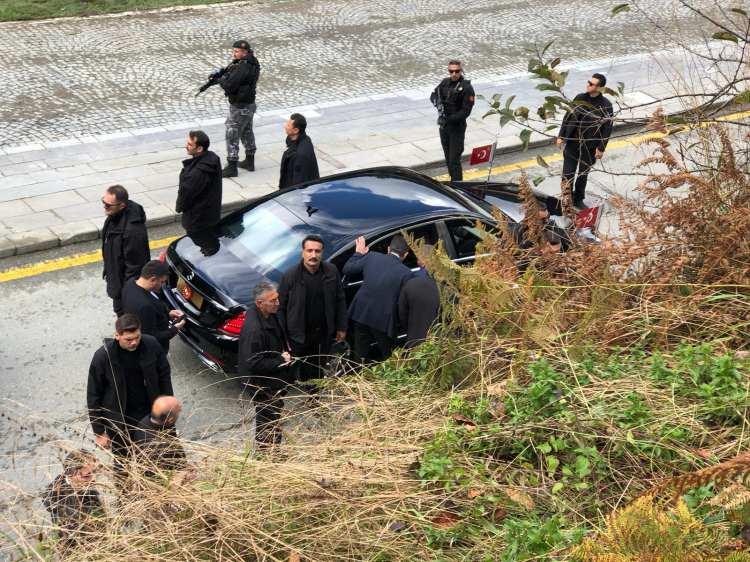 <p>Cumhurbaşkanı Recep Tayyip Erdoğan, memleketi Rize'de ziyaretlerde bulunuyor. </p>
