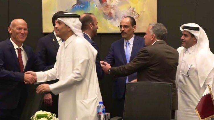 <p><span style="color:#B22222"><strong>MÜZAKERELERDEN DİKKAT ÇEKEN KARELER</strong></span></p>

<p>Fotoğraflarda İbrahim Kalın'ın da yer alması dikkat çekti.</p>
