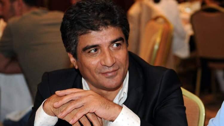 <p>Arabesk ve fantezi müziğin unutulmaz isimlerinden <strong>İbrahim Erkal</strong>, vefatının üzerinden 8 yıl geçmesine rağmen doğum gününde unutulmadı. Sanatçının kızı <strong>Dilara Erkal</strong>, babasının doğum gününde yaptığı duygusal paylaşım ile yürekleri burktu.</p>