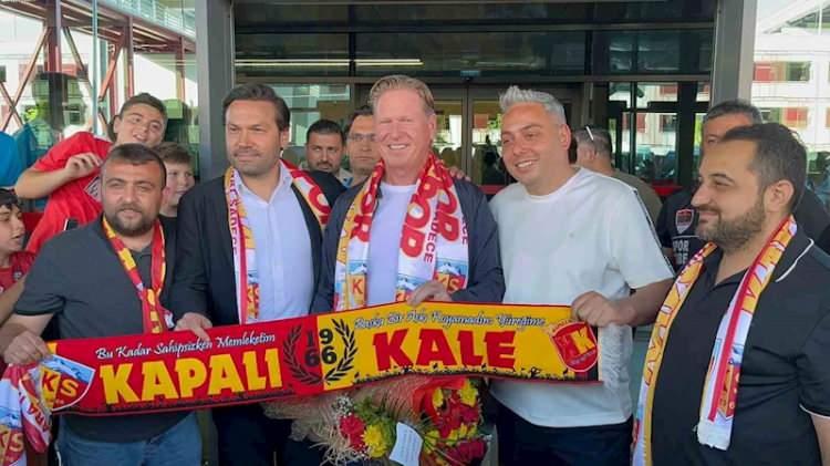 <p>Kayserispor, bu maçlarda 5 kez rakip ağları havalandırırken, kalesindeki 17 gole engel olamadı.</p>