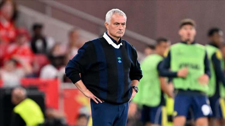 <p>* Jose Mourinho | Fenerbahçe</p>
