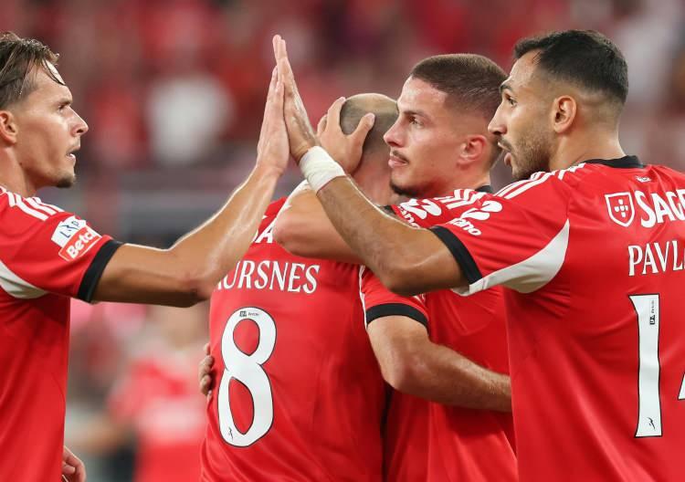 <p>10 Benfica</p>

<p> </p>
