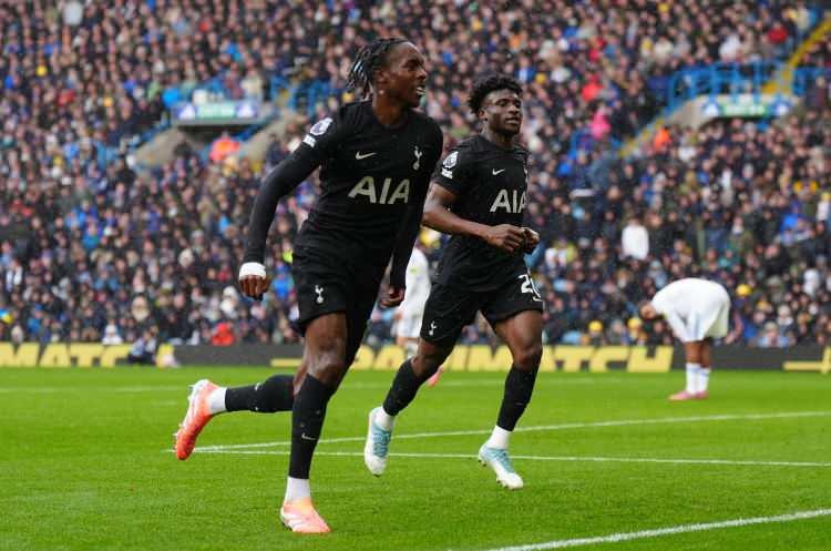 <p>25 Tottenham</p>

<p> </p>
