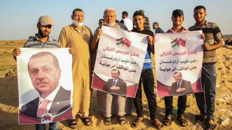 <p>SAAT 02.00: ŞARM EL-ŞEYH’E VEDA<br />
MİT Başka</p>

<p>nı, Mısır’dan ayrıldı.<br />
Anlaşmanın uygulanması için kurulan Görev Gücü’nün detaylarını ele almak için Türk heyetinden bazı isimler Mısır’da kaldı.</p>

<p> </p>
