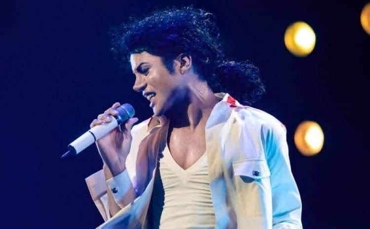 <p><strong><span style="color:#B22222">MİCHAEL JACKSON </span> |  İSLAM</strong></p>

<p> </p>

<p>Michael Jackson’ın 2008’de İslamiyet’i kabul ettiği iddia edildi, kardeşi de bunu doğruladı.</p>
