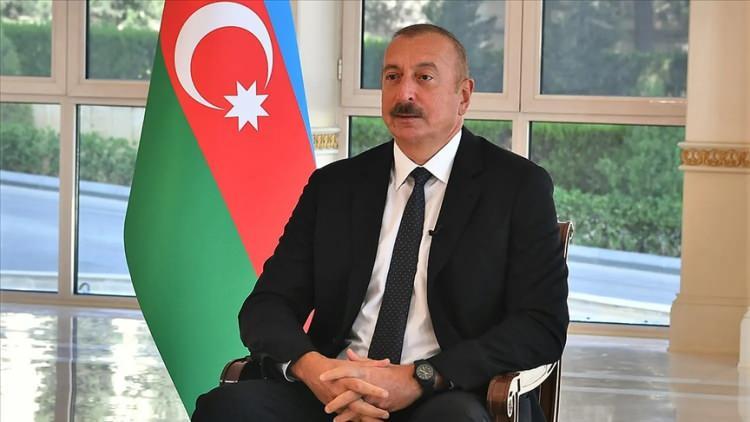 <p><span style="color:#B22222"><strong>Azerbaycan</strong> </span></p>