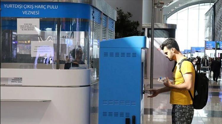 <p><strong>YURT DIŞI ÇIKIŞ HARCI ARTACAK</strong></p>

<p><strong>​</strong><br />
<br />
Yurt dışı çıkış harcı 1000 lira olarak uygulanıyor. Yüzde 23 artması halinde 1230 liraya çıkması bekleniyor.</p>
