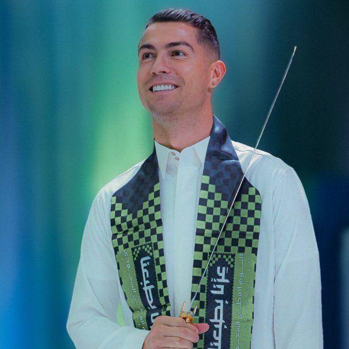 <p>1. Cristiano Ronaldo (275 milyon $)</p>
