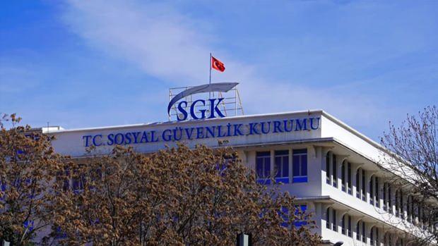 <p>Ve bazı kişilere aldıkları maaşları 2 kat faizle geri ödeme cezası verildi. </p>

<p>​</p>

<p> </p>
