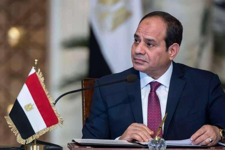 <p><span style="color:#B22222"><strong>28) ABDÜLFETTAH ES-SİSİ </strong></span><strong> | MISIR BAŞKANI</strong></p>
<p> </p>
<p>Abdülfettah es-Sisi, güçlü askerî geçmişi ve otoriter liderlik tarzıyla Mısır’ı bölgesel bir denge unsuru haline getiren, istikrar ve güvenliği önceliklendiren yönetim anlayışıyla küresel kriz dönemlerinde etkili olabilecek bir lider olarak görülüyor.</p>