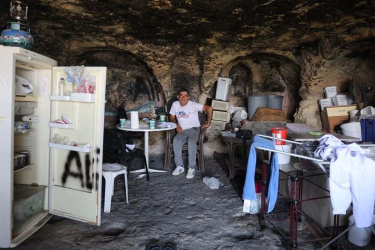 <p>Alınan biligye göre, yaşanan deprem felaketinin ardından Hatay'da, binlerce bina yerle bir olurken yaklaşık 25 bin insan hayatını kaybetti.</p>