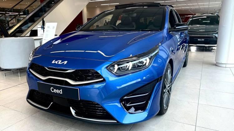 <p>Markanın kompakt modeli Ceed'in üretiminin Meksika'ya kaydırılması sebebiyle bu otomobilin Türkiye'de satışına devam edilmeyecek.</p>

<p> </p>

