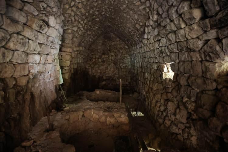 <p>Mardin'in Midyat ilçesinde yer alan özel bir mülkiyete ait alanda atıl durumdaki tarihi değirmenin turizme kazandırılması için kısa süre önce bir çalışma başlatıldı.</p>