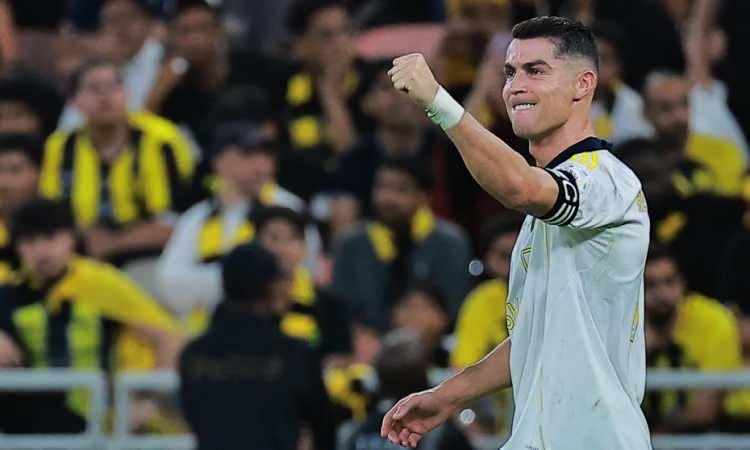 <p>Portekizli yıldız, ilk milyarder futbolcu olarak kayıtlara geçerken 2025 yılında da cebini fazlasıyla doldurdu.</p>