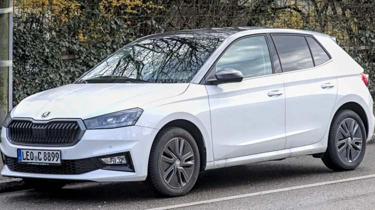 <p>7. Skoda Fabia - 1 milyon 649 bin lira</p>

