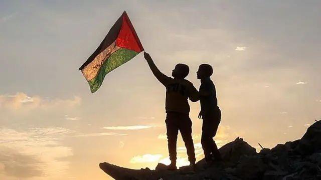 <p><strong>YAHUDİ</strong> – 515 yıl<br />
 </p>
