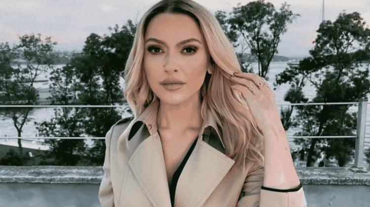 <p>Hadise Açıkgöz</p>

