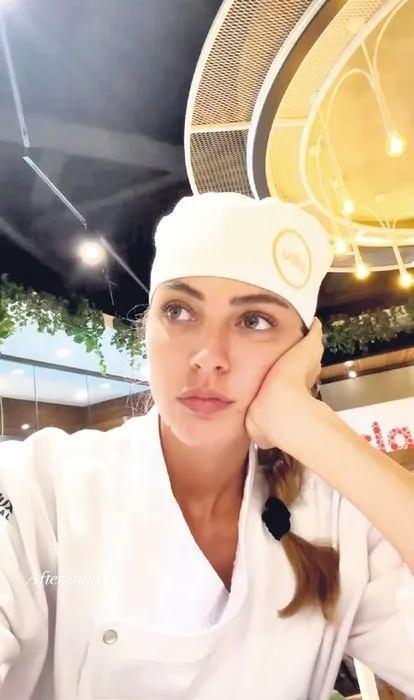<p><strong>Aşçılık mesleğine merak salan Keser</strong>, geçtiğimiz aylarda <strong>aşçılık okuluna yazıldı</strong>.</p>