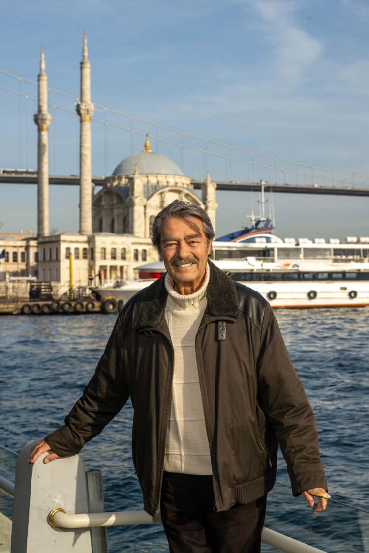 <p><strong>İddiaya göre; İnanır'ın kurbağalara karşı büyük bir sevgi besliyor ve hatta evinde kurbağa figürlerinden oluşan geniş bir koleksiyona sahip.</strong></p>
