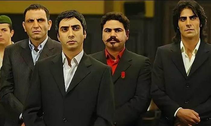 <p>Kurtlar Vadisi dizisinde Polat Alemdar'ın sağ kolu Abdülhey olarak dizide oyanayan Kenan Çoban şimdilerde 'Mehmed: Fetihler Sultanı' dizisiyle izleyicisinin karşısına çıkmaya hazırlanıyor. </p>