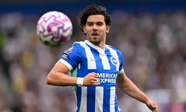 <p>İtalyan çalıştırıcı bu nedenle sol bek transferi isterken listesinin başına da Premier Lig'de Brighton forması giyen eski Fenerbahçeli Ferdi Kadıoğlu'nu yazdı.</p>
<p> </p>