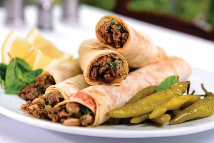 <p><span style="color:#FF0000"><strong>3. Tantuni – Türkiye</strong></span></p>
