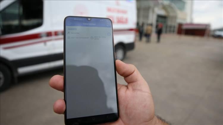 <p><span style="color:#B22222"><strong>112 İKİNCİ SIRADA</strong></span></p>
<p>Turkcell ve TT Mobil'de, 182'nin ardından en sık aranan kısa numara 112 Acil Çağrı Merkezi olarak kayıtlara geçti. Vodafone'da ise en sık aranan 2. kısa numara, 186 (Elektrik Arıza) olarak belirlendi.</p>
<p> </p>