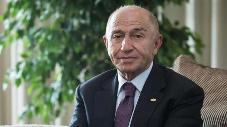 <p><strong><span style="color:#B22222">19)  NİHAT ÖZDEMİR</span>  |  1.9 MİLYAR DOLAR</strong></p>
<p> </p>
<p><strong>Limak Holding</strong></p>