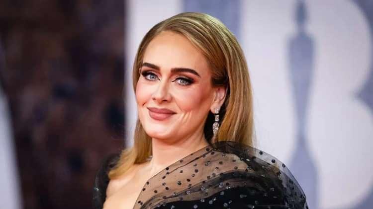 <p>Dünyaca ünlü sanatçı, müziğin bir “gösteri” haline gelmesine karşı çıkarak şu ifadeleri kullanmıştı:</p>
