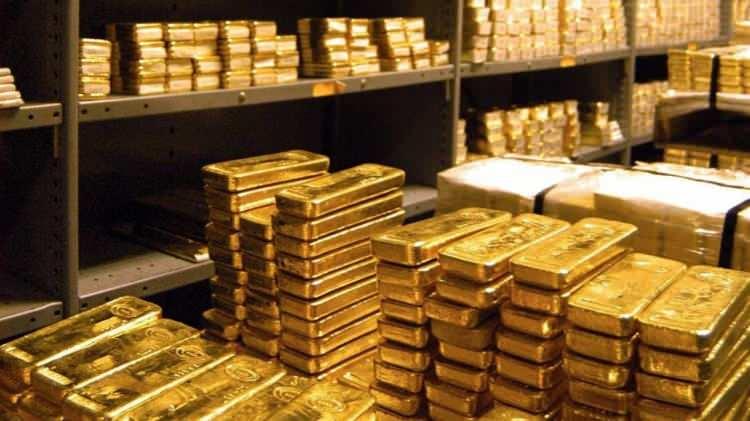 <p><span style="color:#B22222"><strong>Fransa ~ 2 437 ton </strong></span></p>
<p><br />
Rezervlerin büyük kısmı kamu bilançolarında saklı.</p>