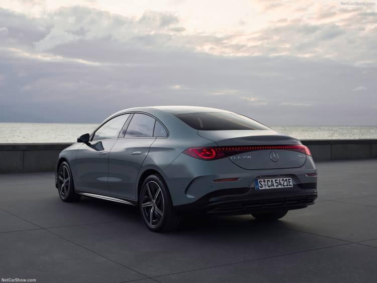 <p>FİYATI AÇIKLANDI<br />
<br />
Elektrikli Mercedes CLA fiyatı 4.690.000 TL olarak açıklandı.</p>
